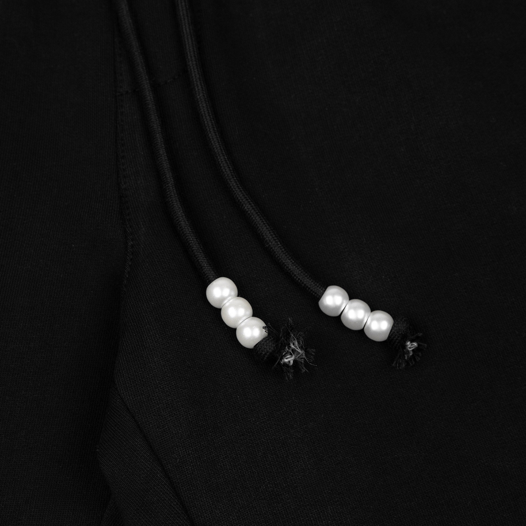 Commons Pearled Sweatshort Vintage Black