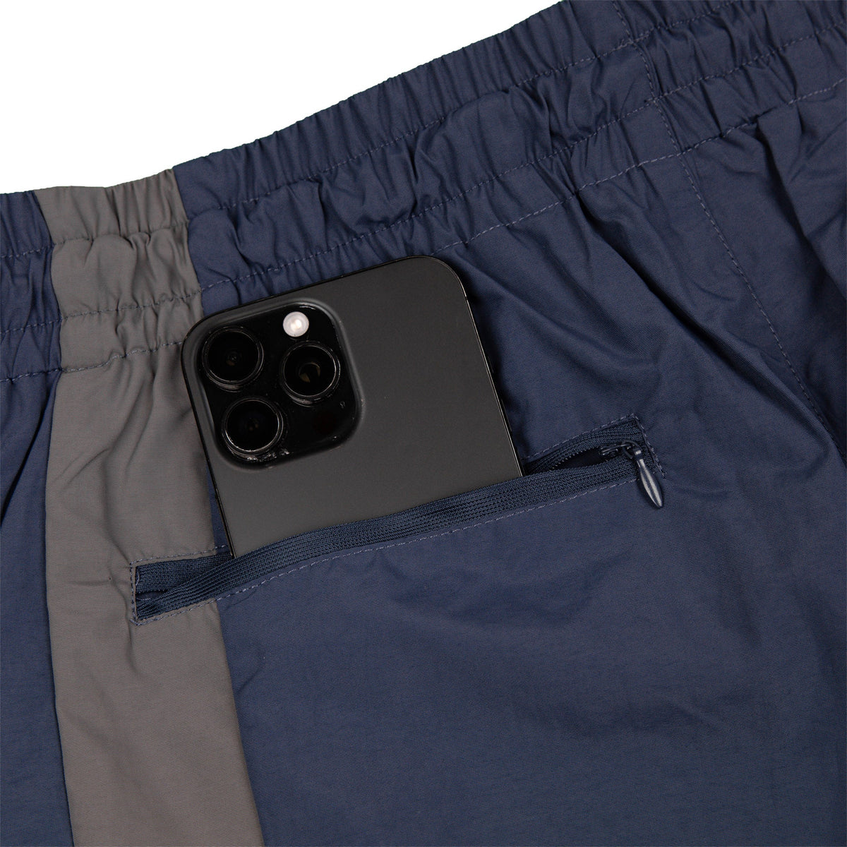 Common Hype 3/4 Nylon Short Navy/Taupe