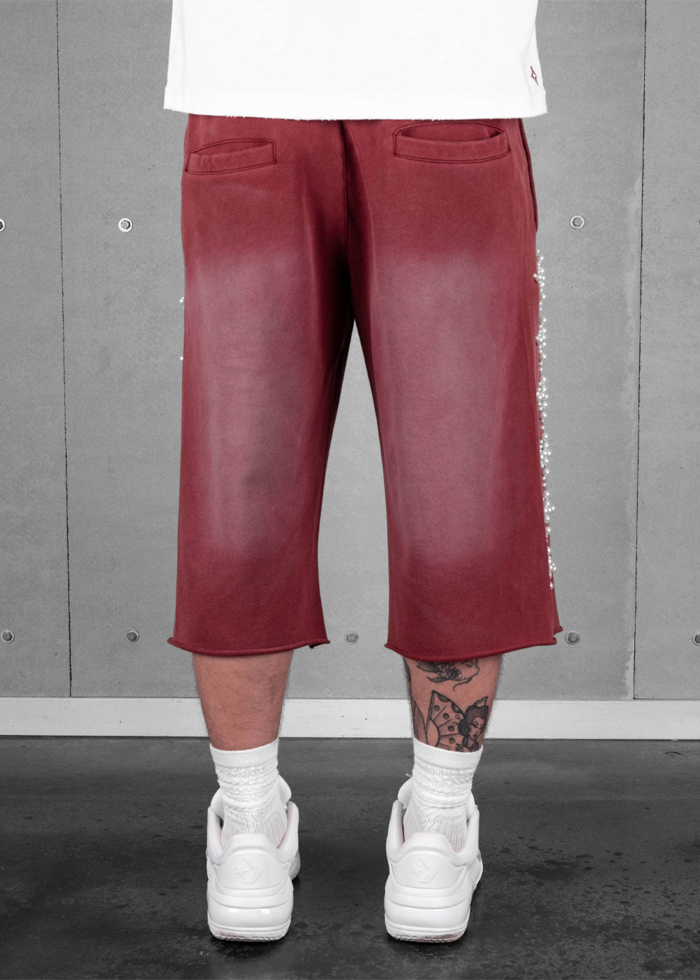 Commons Pearled Star Sweatshort Burgundy