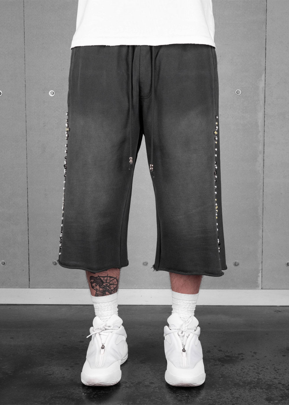 Commons Studios Rivet Sweatshort Concrete