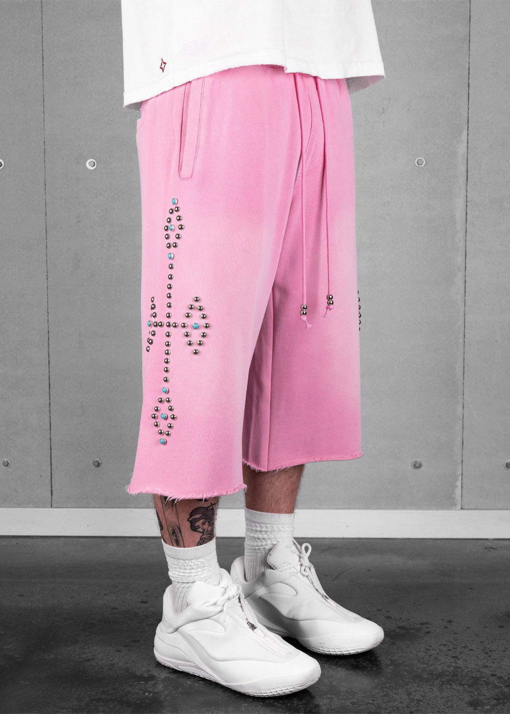 Commons Studios Rivet Sweatshort Pink