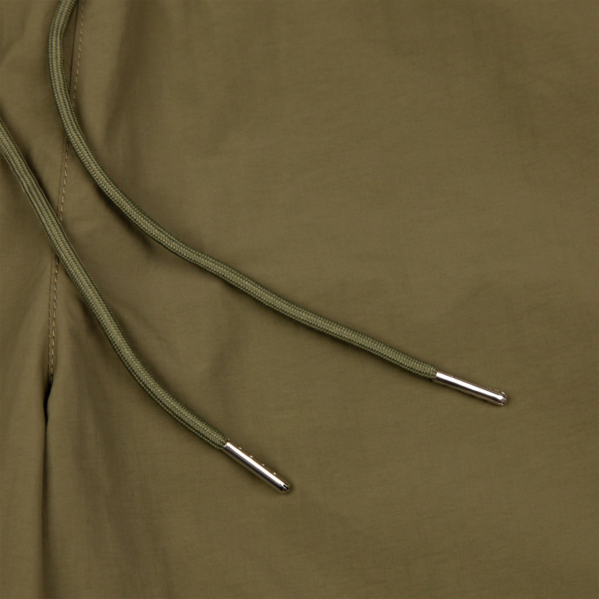 Common Hype 3/4 Nylon Short Olive/Earth