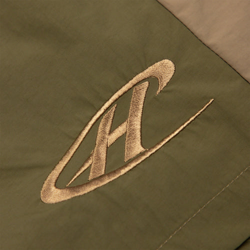 Common Hype 3/4 Nylon Short Olive/Earth